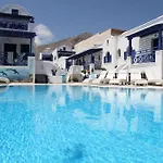 Samson΄s Village Aparthotel