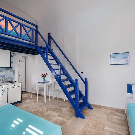 Samson΄s Village 3* Perissa (Santorini)