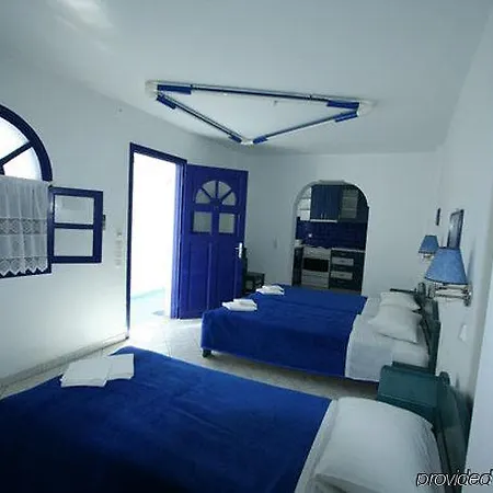 Samson΄s Village Aparthotel Perissa (Santorini)
