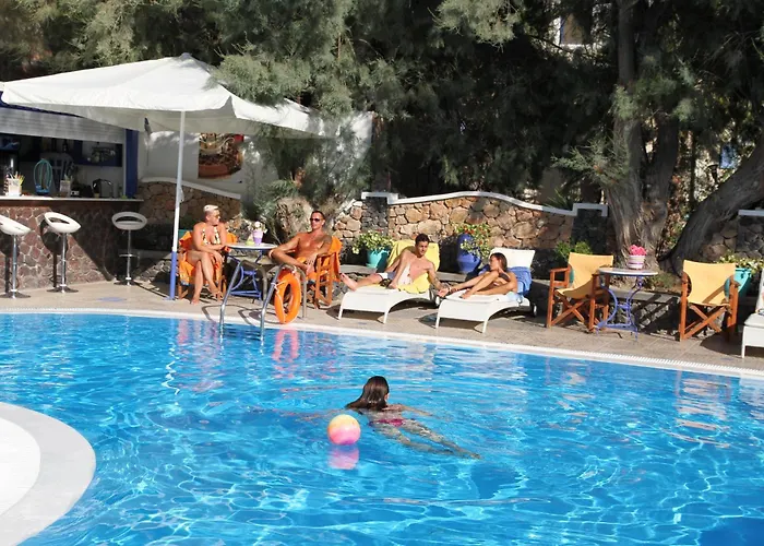 Samson΄s Village Perissa (Santorini)