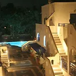 Aparthotel Samson΄s Village Perissa (Santorini)