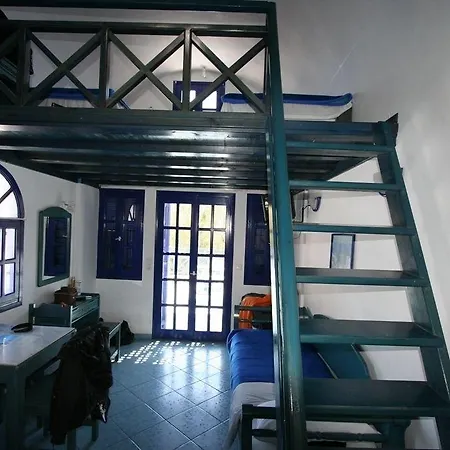 Samson΄s Village Perissa (Santorini)