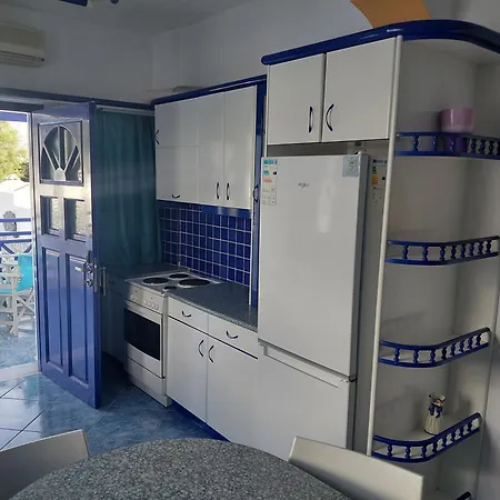 Samson΄s Village Apartahotel Perissa (Santorini)
