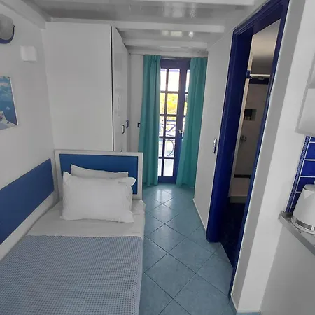 Samson΄s Village 4* Perissa (Santorini)