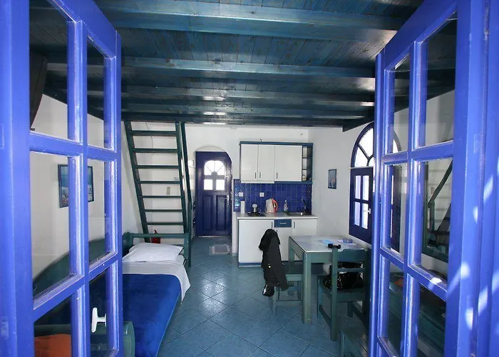 Aparthotel Samson΄s Village Perissa (Santorini)