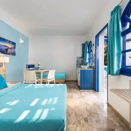 Samson΄s Village Hotel apartamentowy Perissa (Santorini)
